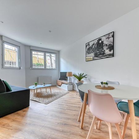 L'Escale Balzac Apartman Villeurbanne Kültér fotó