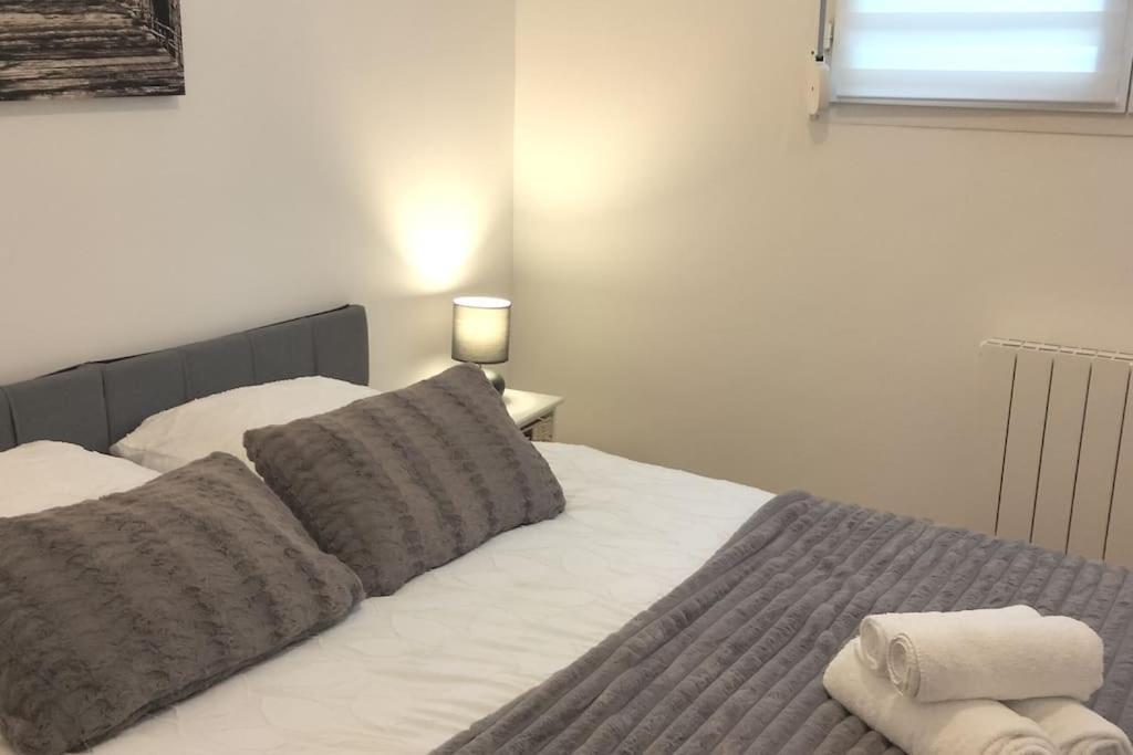 L'Escale Balzac Apartman Villeurbanne Kültér fotó